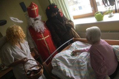 Mikuláš, anděl a čert