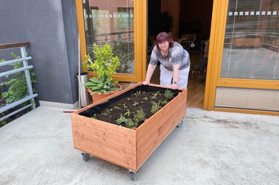 Projekt zahradničení v domovech pro seniory