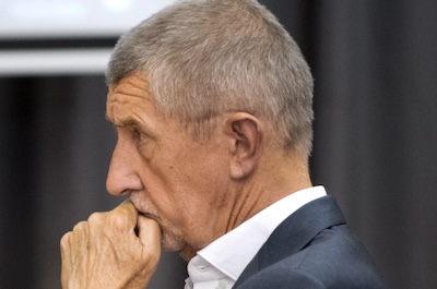 Návštěva p. Babiše a darování koťátek