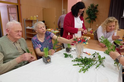 Velikonoční tvoření s dobrovolníky z NADACE PRECIOSA březen 2024