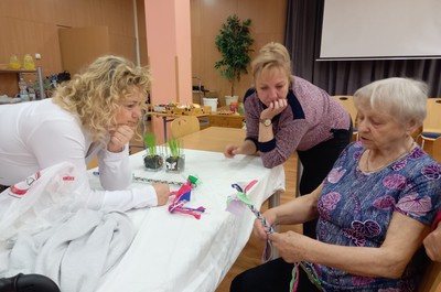 Velikonoční tvoření s dobrovolníky z NADACE PRECIOSA březen 2024