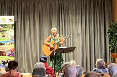 Hudební recitál paní Špačkové o Českém Ráji - srpen