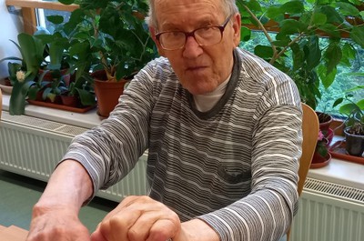 Pečení jablečného štrůdlu - září