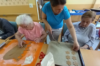 Pečení perníčků A4