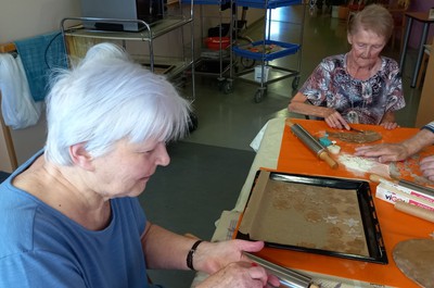 Pečení perníčků B4