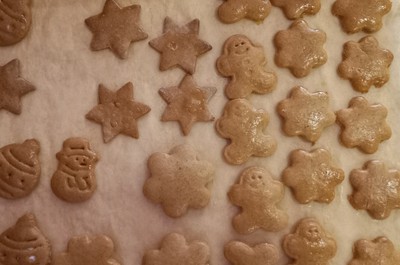 Pečení perníčků B4