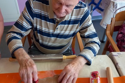 Pečení perníčků B4