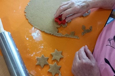 Pečení perníčků C2