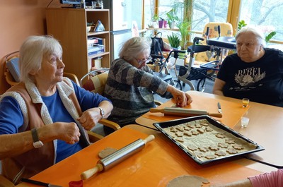 Pečení perníčků C2