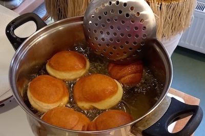Příprava na Masopust - koblížky