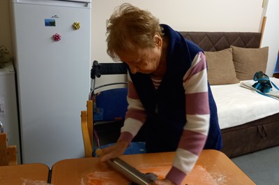 Vůně lineckého cukroví na domě Bára, 1.patro