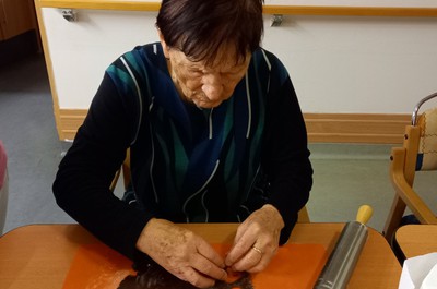 Vůně lineckého cukroví na domě Bára, 1.patro