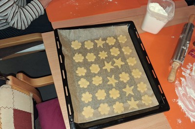 Vůně lineckého cukroví na domě Bára, 2.patro