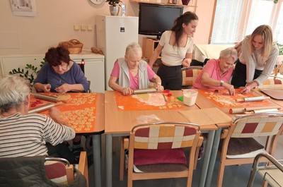 Vůně lineckého cukroví na domě Bára, 2.patro