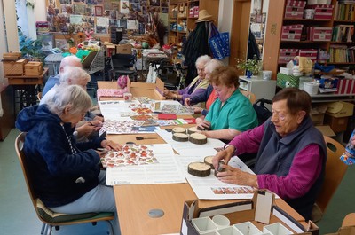 Výroba podzimní dekorace