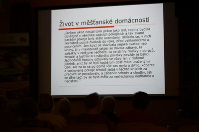 Životní příběhy Karolíny Světlé a Boženy Němcové