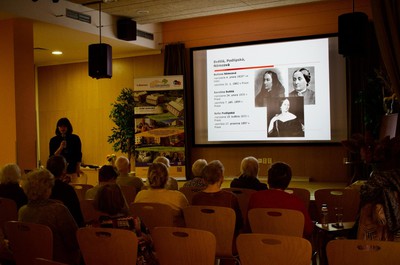 Životní příběhy Karolíny Světlé a Boženy Němcové