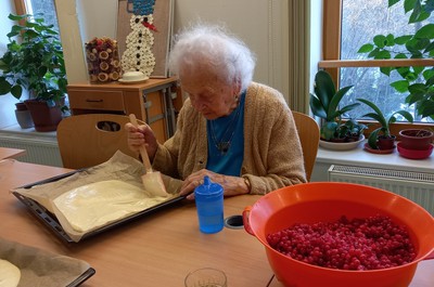 Pečení rybízového koláče - byl výborný