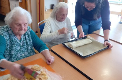 Pečení štrůdlu ADAM 3. patro