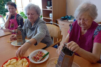 Pečení štrůdlu ADAM 3. patro