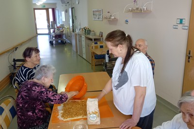 Provoněné dopoledne na domě Bára, 1. patro