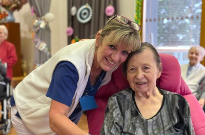 Taneční terapie s panem Veletou a Kontaktem